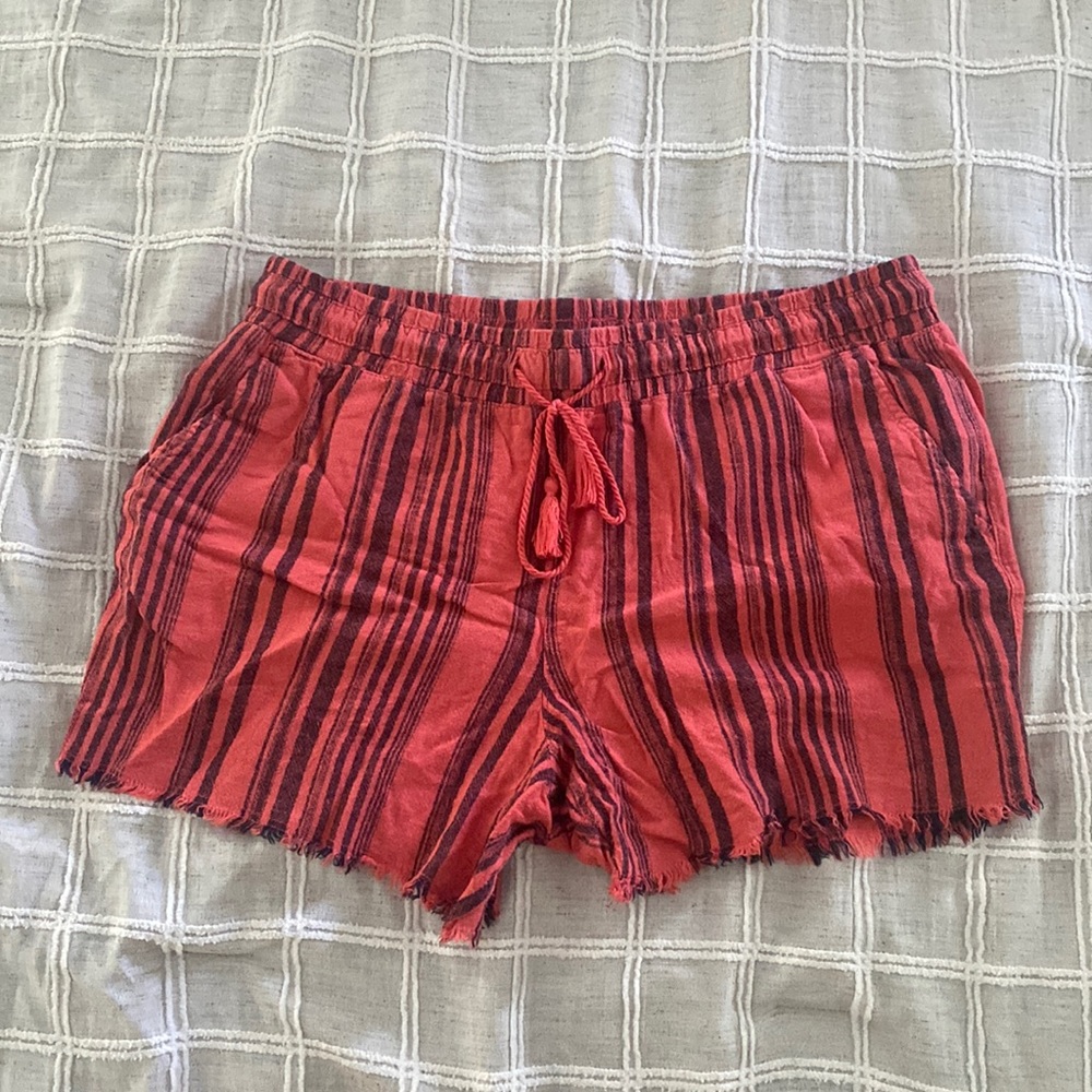 Time and Tru Linen Shorts *Size Large*